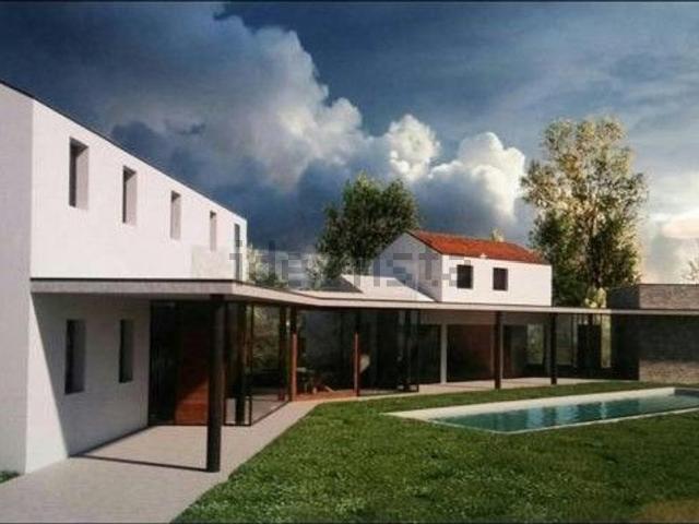 Case e ville in vendita di 200 m² in Via Livelli