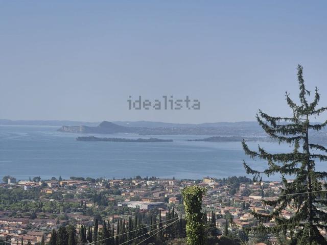 Case e ville in vendita di 200 m² in Via San Michele