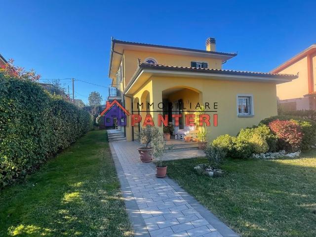 Case e ville in vendita di 200 m² in Via San Giuseppe, 14