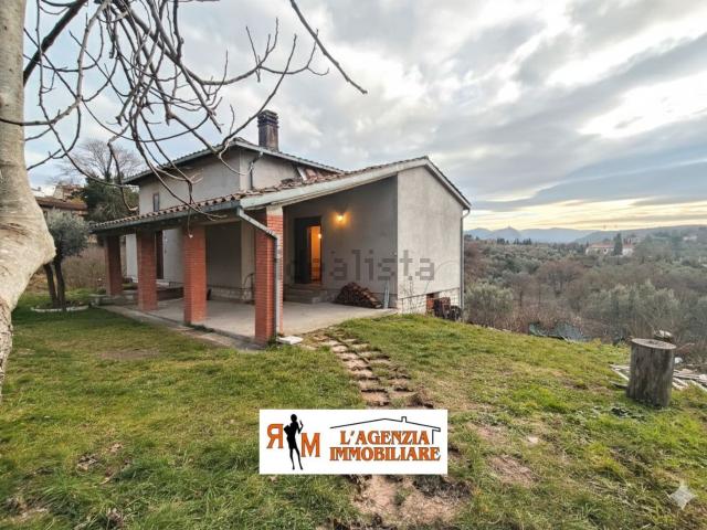 Case e ville in vendita di 200 m² in Via San Liberatore