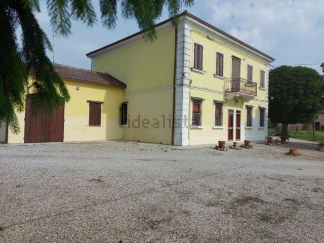 Case e ville in vendita di 200 m² in Via Ponte Ferriani