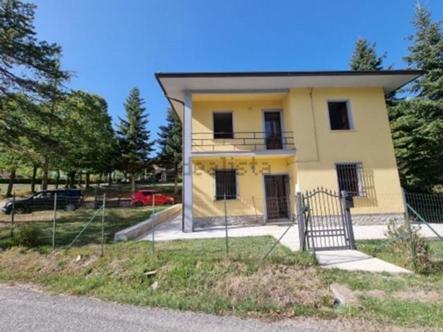 Case e ville in vendita di 200 m² in Via Ponte Presale