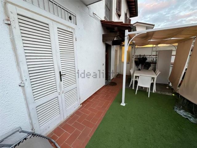 Case e ville in vendita di 200 m² in Via Padre Ignazio da Carrara