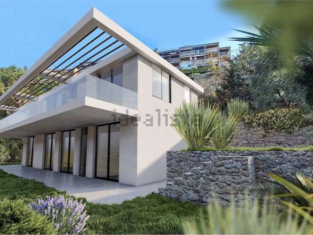 Case e ville in vendita di 200 m²