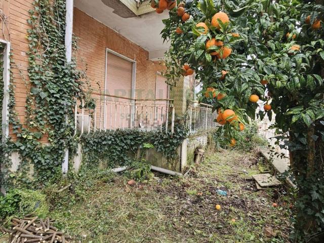 Case e ville in vendita di 200 m² in Via Principe di Napoli