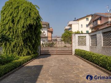 Case e ville in vendita di 200 m² in Via Privata Don Guanella, 2