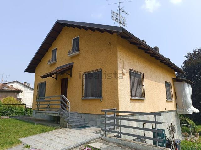 Case e ville in vendita di 200 m² in Via Romagnoli, 62