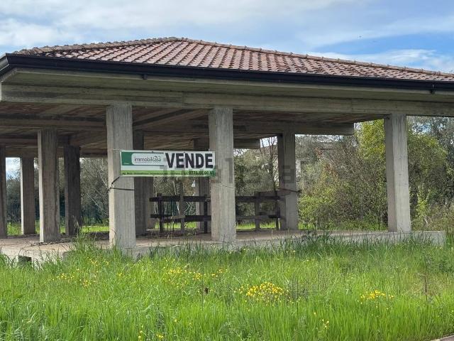Case e ville in vendita di 200 m² in Via Rivolta