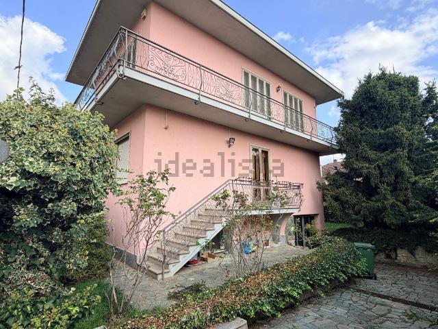 Case e ville in vendita di 200 m² in Via XX Settembre