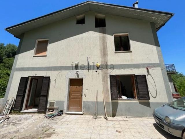 Case e ville in vendita di 200 m² in Contrada Tufara, 5