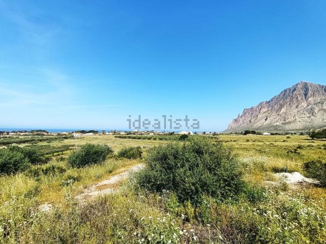 Case e ville in vendita di 200 m² in Contrada Scurati, 100