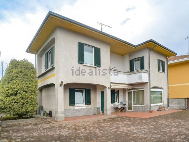 Case e ville in vendita di 200 m² in Corso G. Garibaldi, 40