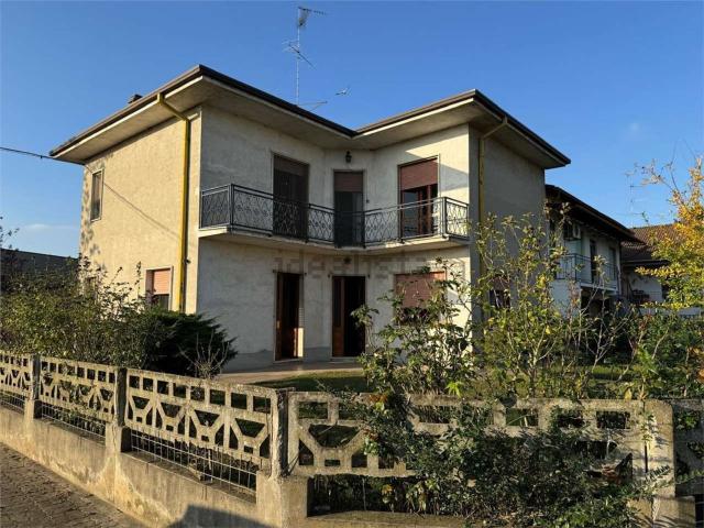Case e ville in vendita di 200 m² in Corso Giuseppe Garibaldi, 97