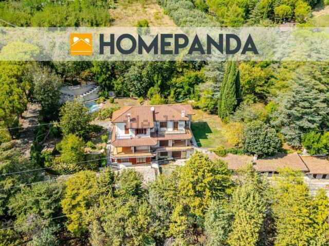 Case e ville in vendita di 200 m² in Frazione Gallignano, 76