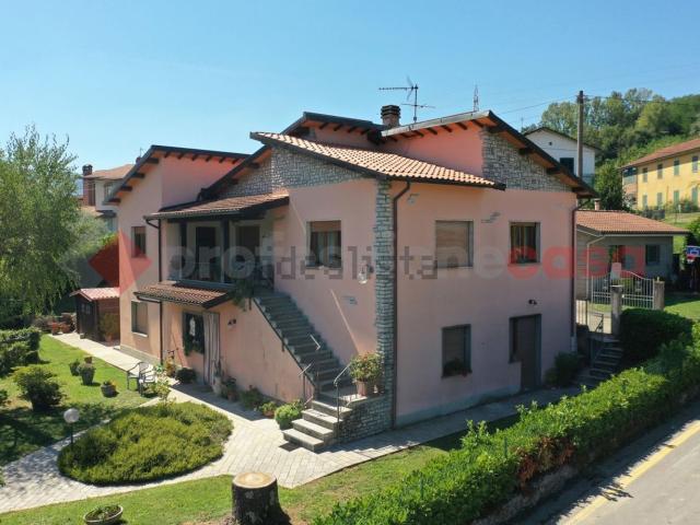 Case e ville in vendita di 200 m² in Località Cà Matteo, 1