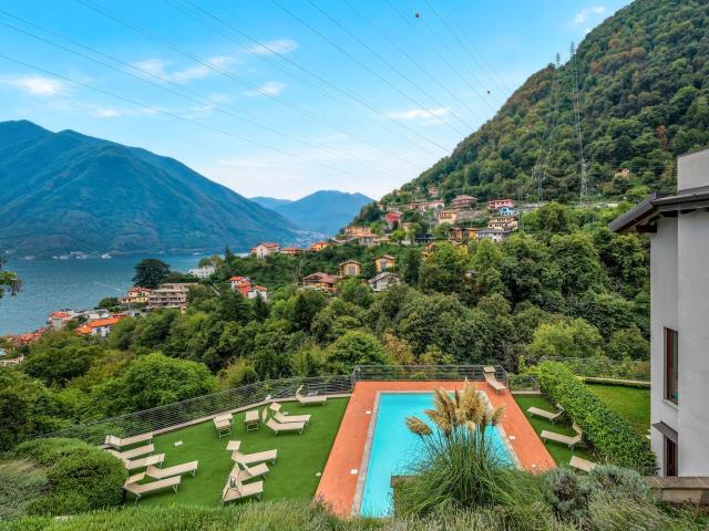 Case e ville in vendita di 200 m² in Località Crotta, 3