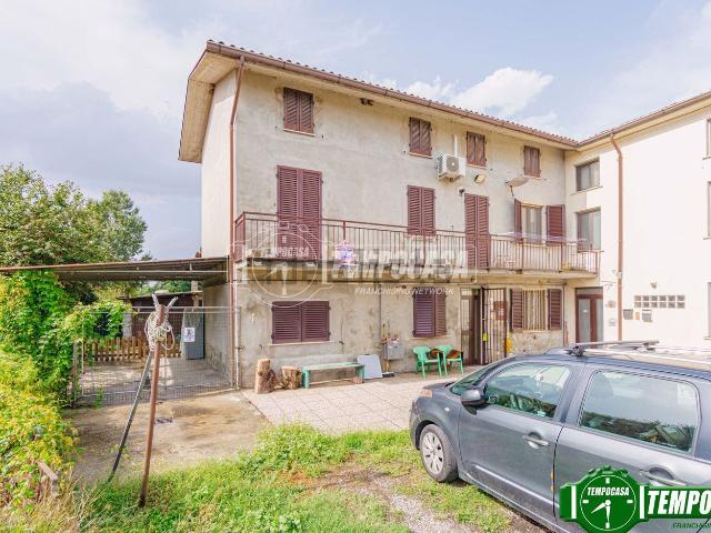 Case e ville in vendita di 200 m² in Strada Statale 617 Bronese