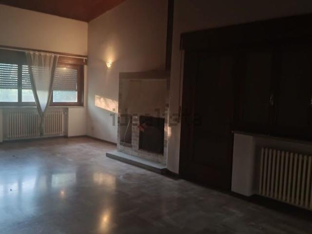 Case e ville in vendita di 200 m² in Strada Tronchi
