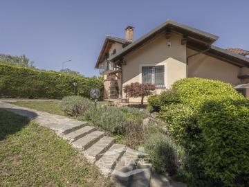Case e ville in vendita di 200 m² in Strada Valle Sauglio, 23