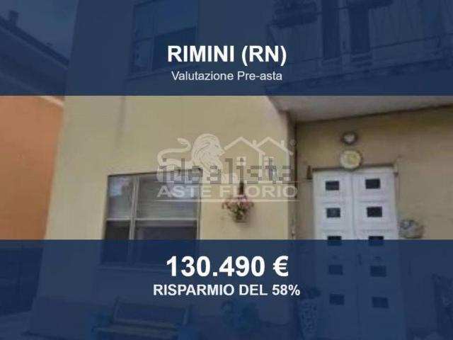 Case e ville in vendita di 201 m² in Via Marecchiese, 575
