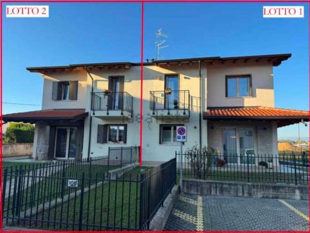 Case e ville in vendita di 202 m² in Via Camacici, 108