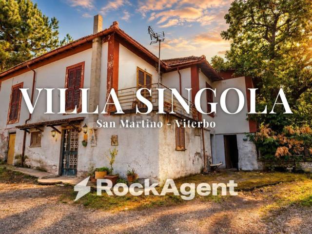 Case e ville in vendita di 202 m² in Via dei Villini, 18