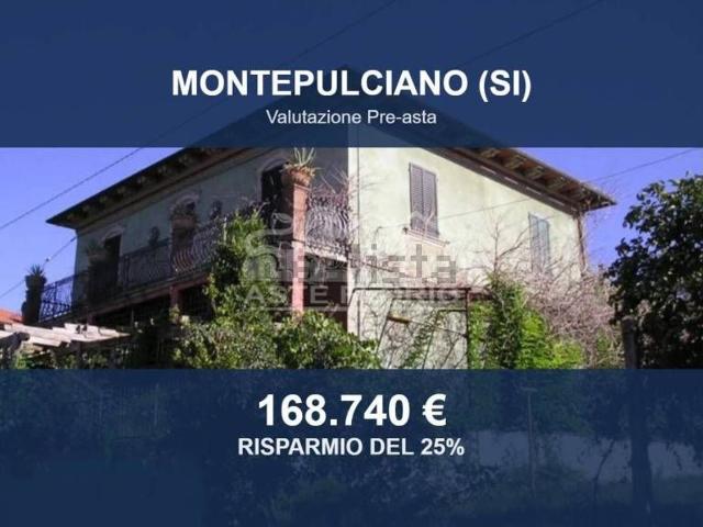 Case e ville in vendita di 202 m² in Via Senese, 12
