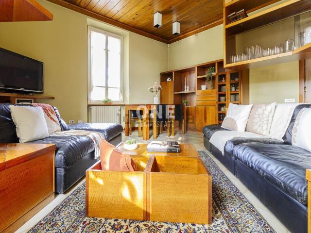 Case e ville in vendita di 204 m² in Via IV Novembre, 47