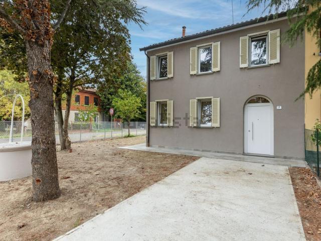 Case e ville in vendita di 204 m² in Via Lato di Mezzo, 1