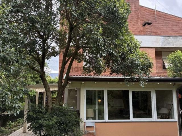 Case e ville in vendita di 205 m²