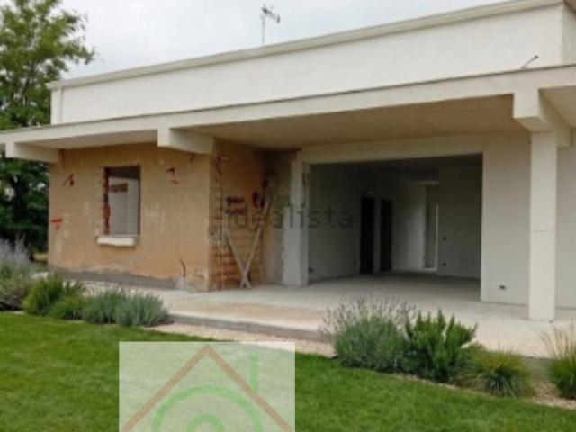 Case e ville in vendita di 205 m² in Via Dottore Francesco Puglisi