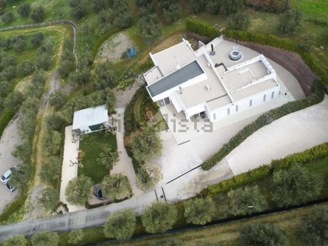 Case e ville in vendita di 205 m² in Via Dragonara, 64