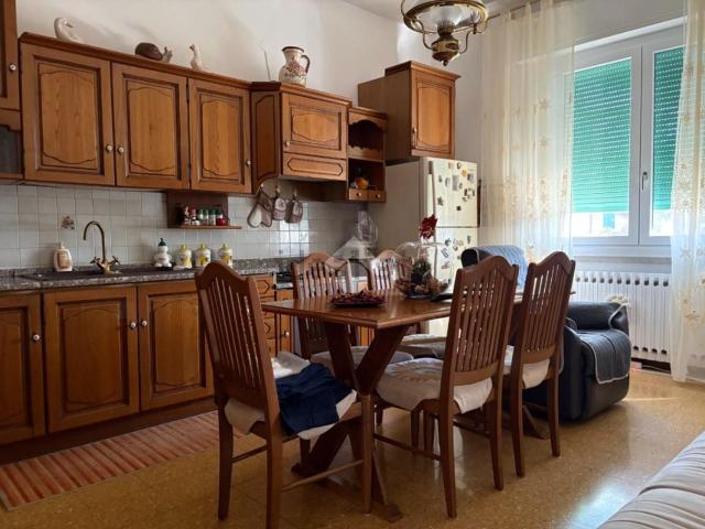 Case e ville in vendita di 205 m² in Via Lampone, 13