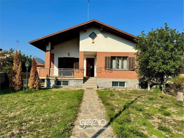 Case e ville in vendita di 205 m² in Via Po, 25