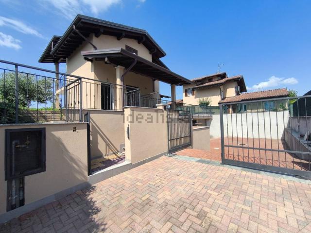 Case e ville in vendita di 206 m²