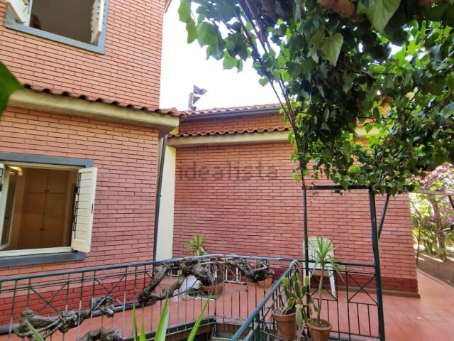 Case e ville in vendita di 206 m²