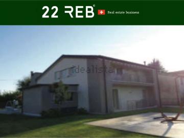 Case e ville in vendita di 206 m² in Via Avenali