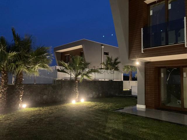 Case e ville in vendita di 206 m² in Strada Statale