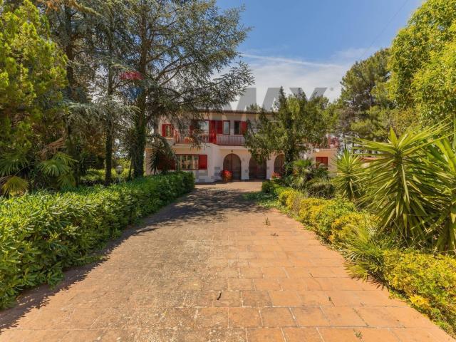 Case e ville in vendita di 206 m² in Strada Provinciale 89