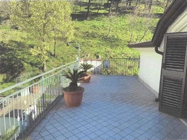 Case e ville in vendita di 208 m² in Via Don Luigi Sturzo