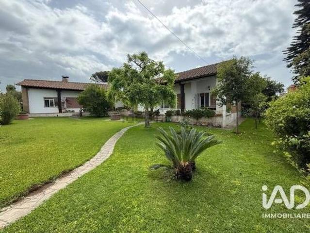 Case e ville in vendita di 208 m² in Via dei Gelsi