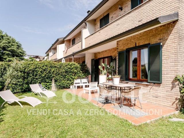 Case e ville in vendita di 209 m²