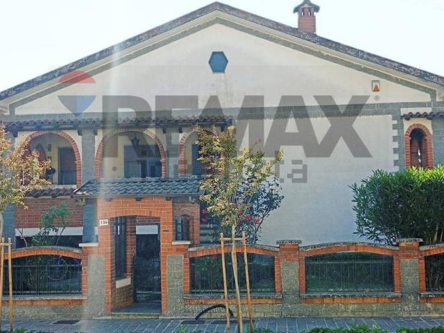 Case e ville in vendita di 209 m²