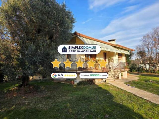 Case e ville in vendita di 209 m² in Via dei Gastaldoni