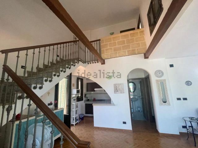 Case e ville in vendita di 209 m² in Via Mazzaforno, 5