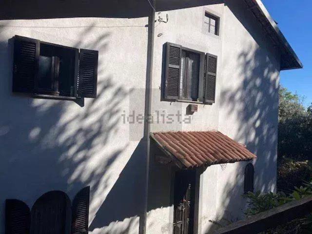 Case e ville in vendita di 210 m²