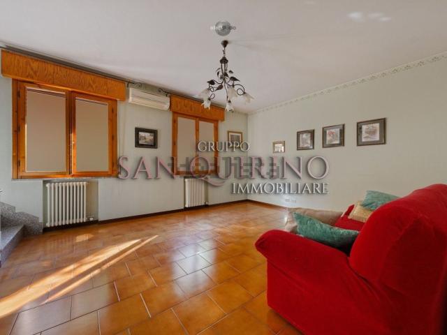 Case e ville in vendita di 210 m²