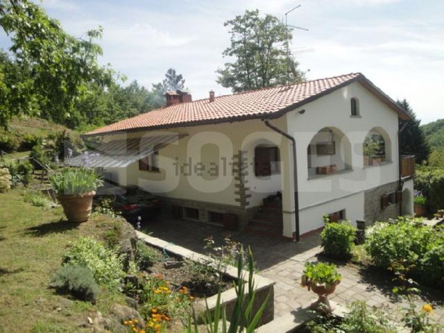 Case e ville in vendita di 210 m²