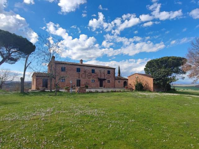 Case e ville in vendita di 210 m²