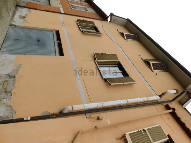 Case e ville in vendita di 210 m² in Via Garigliano Vicinale, 2